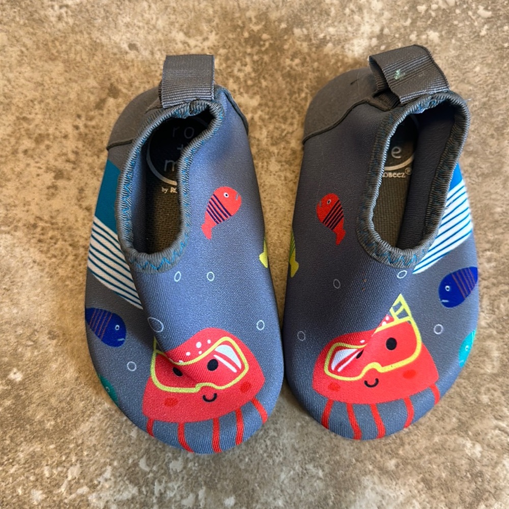 Infant water shoes